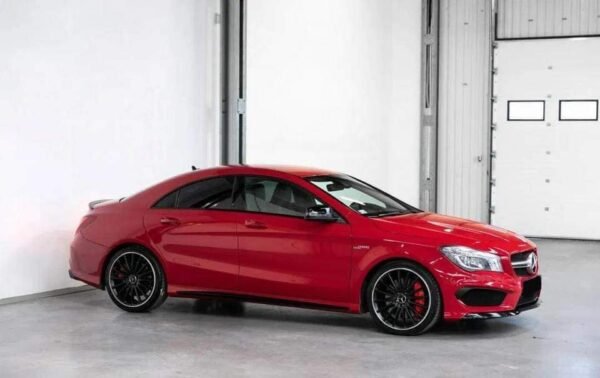Mercedes-Benz CLA 45 AMG – Image 8