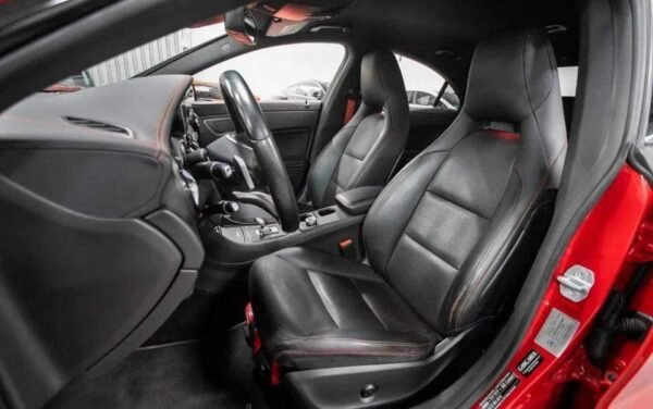 Mercedes-Benz CLA 45 AMG – Image 11