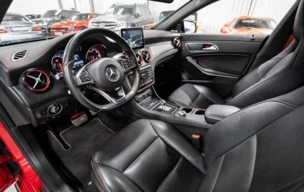 Mercedes-Benz CLA 45 AMG – Image 20