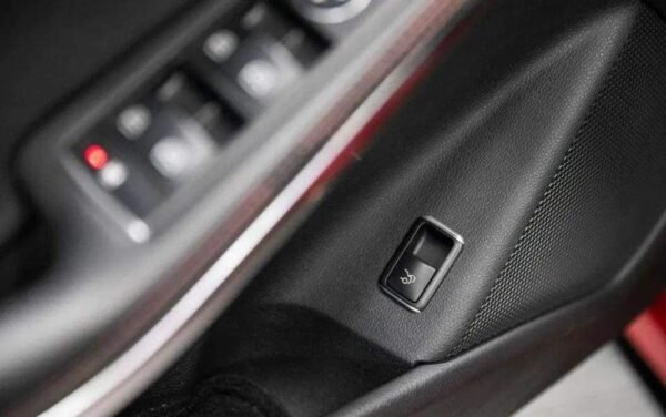 Mercedes-Benz CLA 45 AMG – Image 31