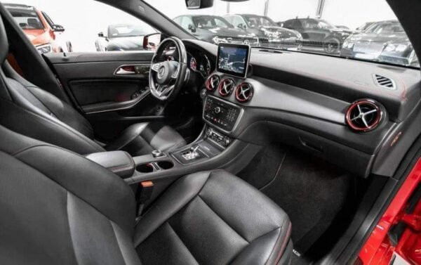 Mercedes-Benz CLA 45 AMG – Image 50