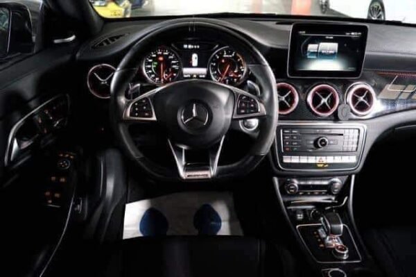 Mercedes-Benz CLA 45 – Image 3
