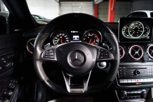 Mercedes-Benz CLA 45 – Image 36