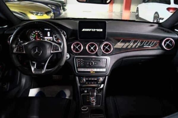 Mercedes-Benz CLA 45 – Image 47