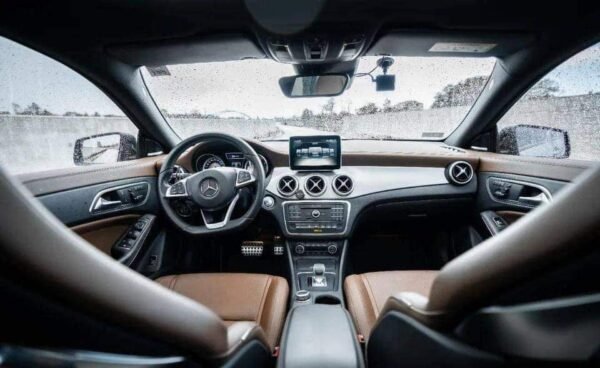 Mercedes-Benz CLA 45 AMG – Image 17