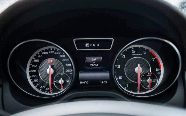 Mercedes-Benz CLA 45 AMG – Image 29
