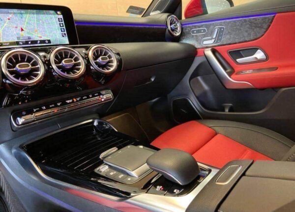 Mercedes-Benz CLA AMG 45 S – Image 12