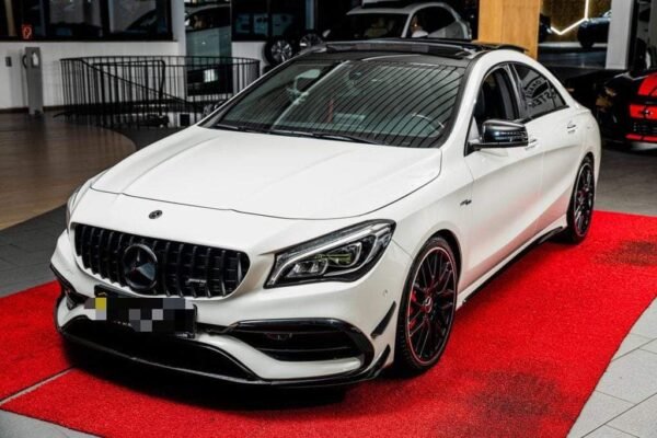 Mercedes-Benz CLA 45 AMG – Image 9