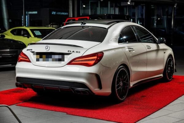 Mercedes-Benz CLA 45 AMG – Image 12