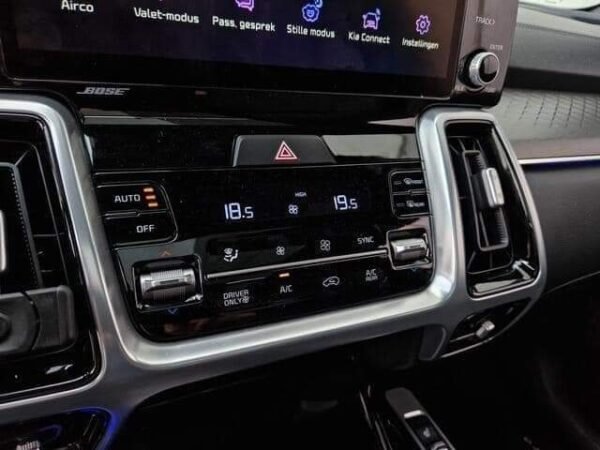 KIA Sorento – Image 17