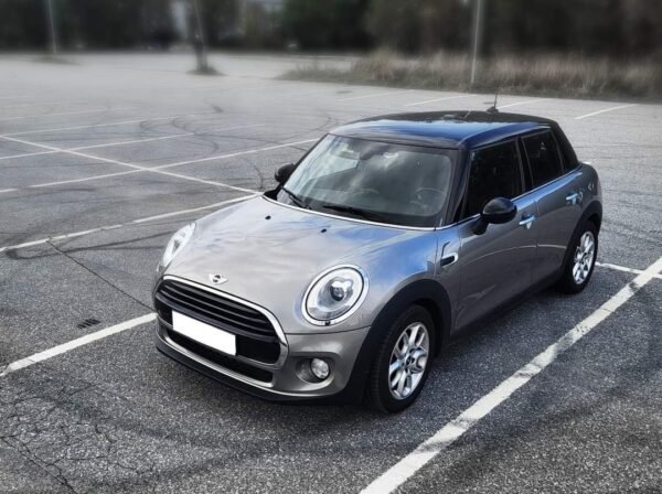 MINI Cooper  5-d – Image 2