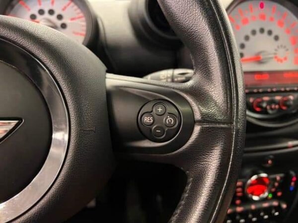 MINI Cooper Countryman – Image 18