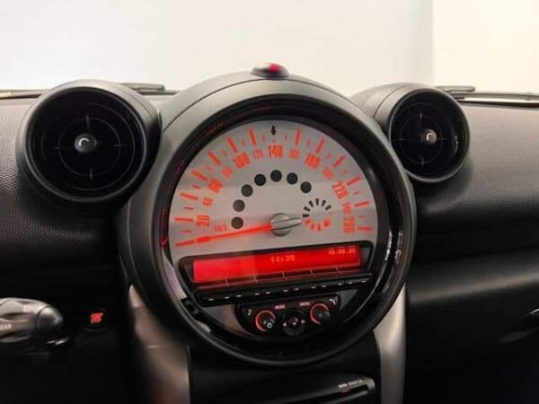 MINI Cooper Countryman – Image 17