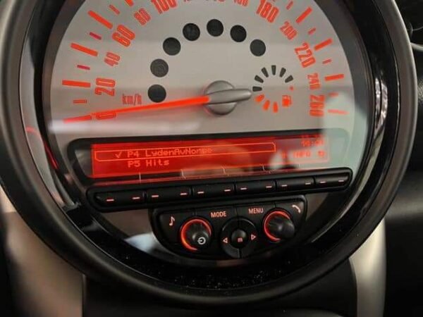 MINI Cooper Countryman – Image 22