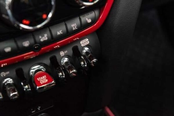 MINI Cooper Countryman – Image 22