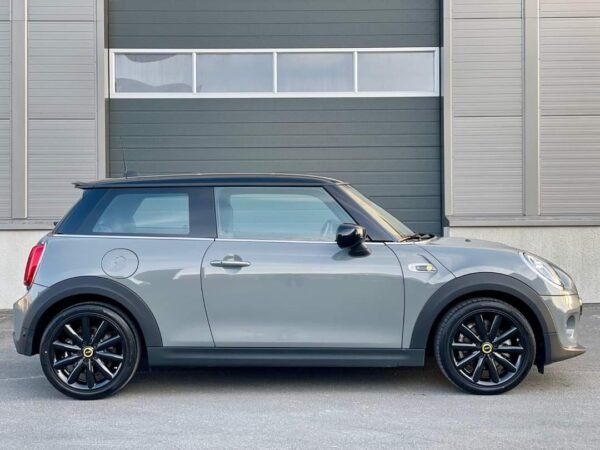 MINI Cooper S – Image 9