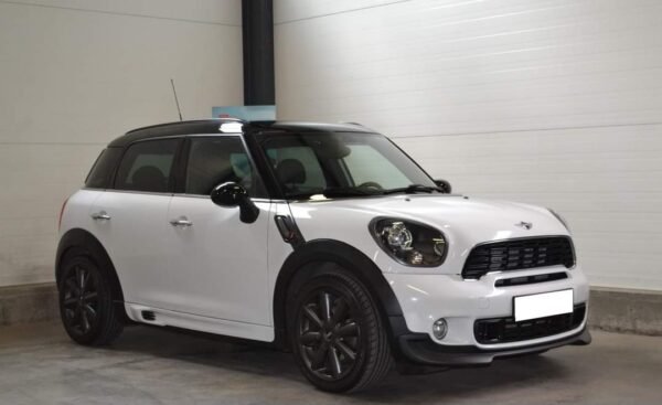 MINI Cooper Countryman (S) – Image 2
