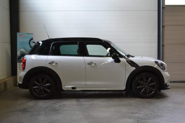 MINI Cooper Countryman (S) – Image 10