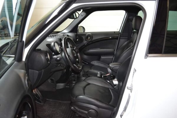 MINI Cooper Countryman (S) – Image 12