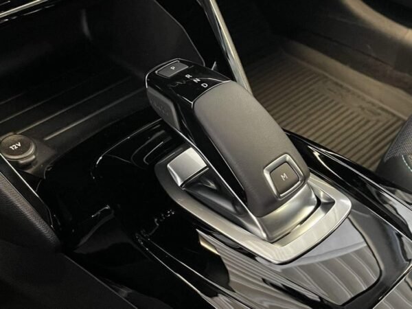Peugeot 208 Allure – Image 18