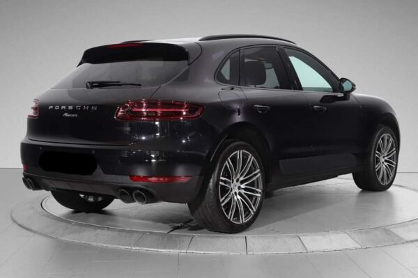 Porsche Macan – Image 5
