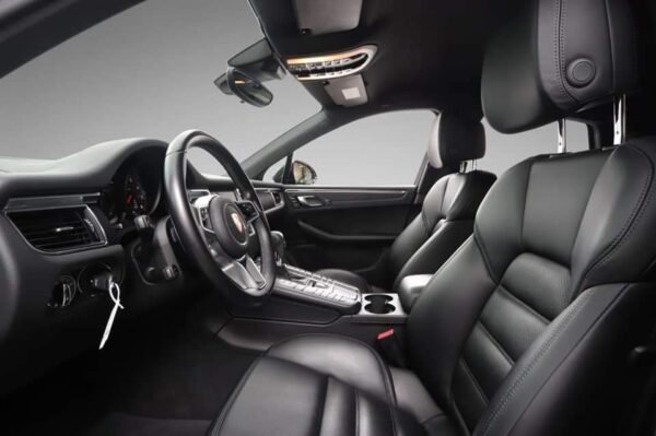 Porsche Macan – Image 7