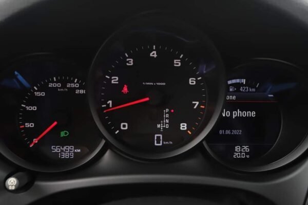 Porsche Macan – Image 12
