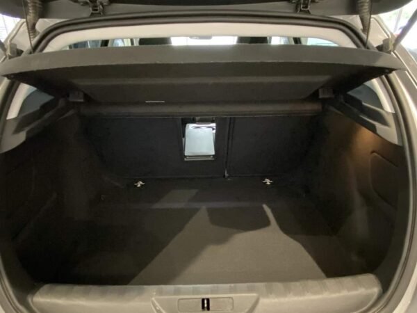 Peugeot 308 – Image 17