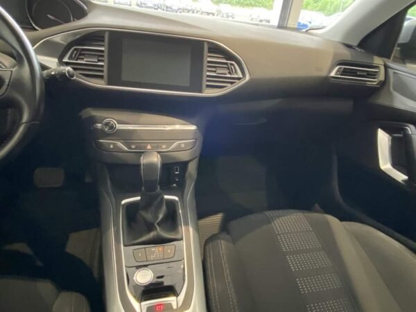 Peugeot 308 – Image 15