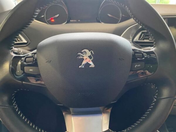 Peugeot 308 – Image 14
