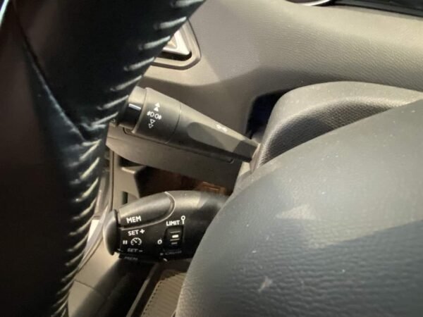 Peugeot 308 – Image 18