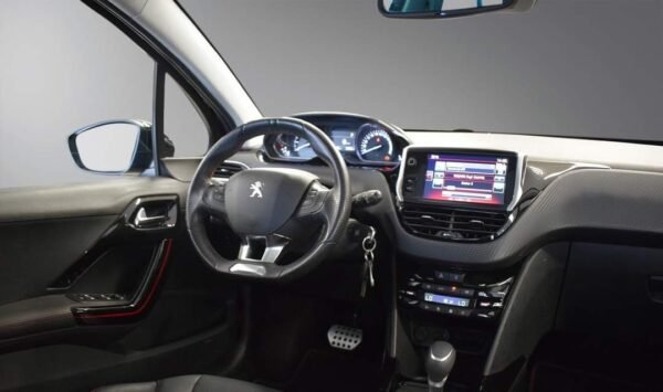 Peugeot 2008 – Image 32