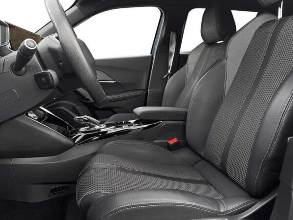Peugeot 2008 – Image 8