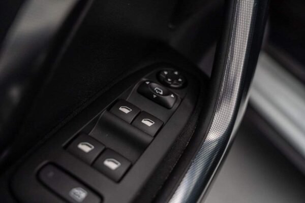 Peugeot 2008 – Image 25