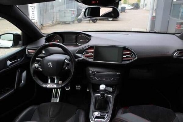 Peugeot 308 – Image 12