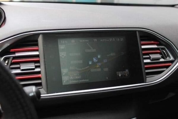 Peugeot 308 – Image 18