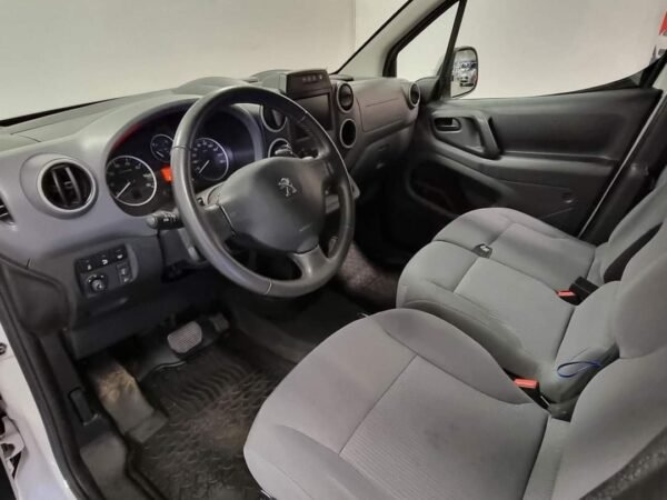 Peugeot Mester – Image 13