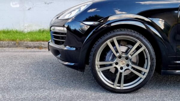 Porsche Cayenne – Image 10