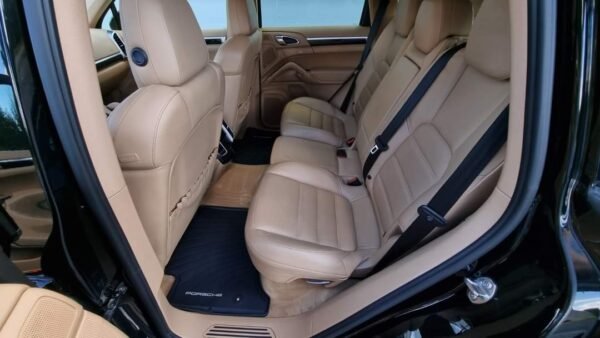 Porsche Cayenne – Image 11