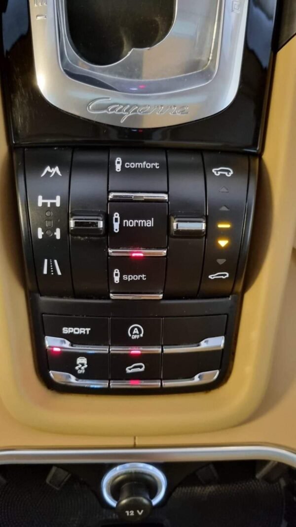 Porsche Cayenne – Image 17
