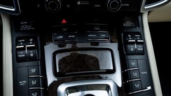 Porsche Cayenne Diesel – Image 36