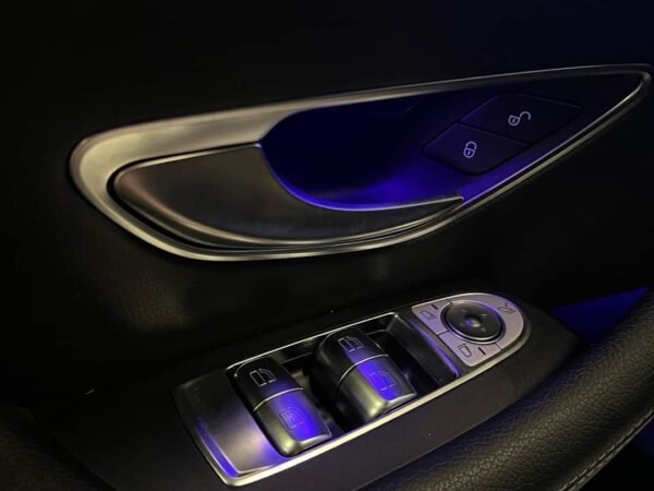 Mercedes Benz Classe E 200 – Image 24