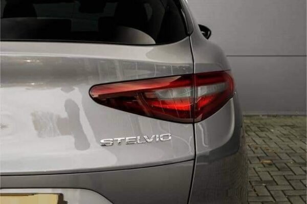Alfa Romeo Stelvio – Image 9