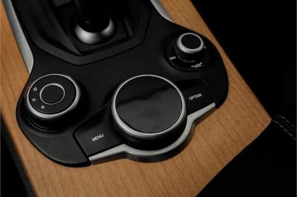 Alfa Romeo Stelvio – Image 19