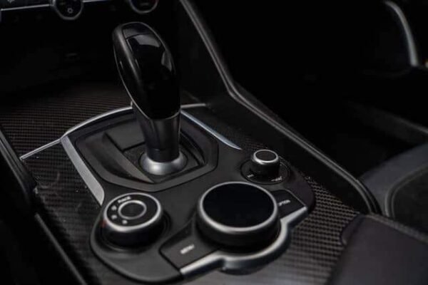 Alfa Romeo Giulia Quadrifoglio – Image 21
