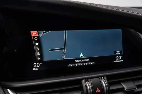 Alfa Romeo Giulia Quadrifoglio – Image 28