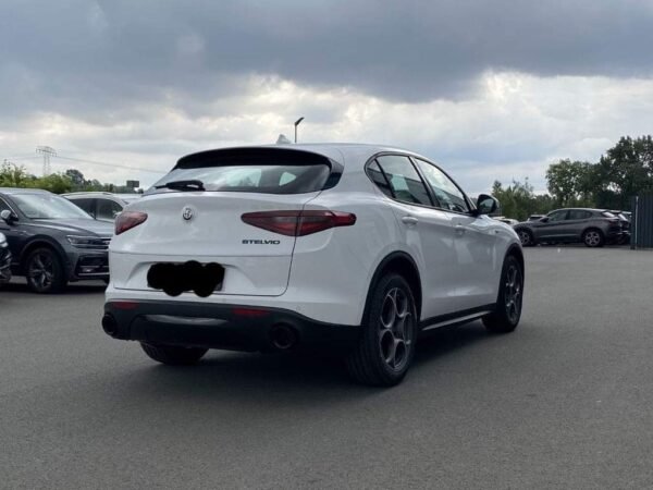 Alfa Romeo Stelvio – Image 5