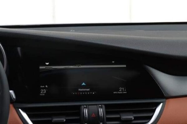 Alfa Romeo Giulia – Image 18