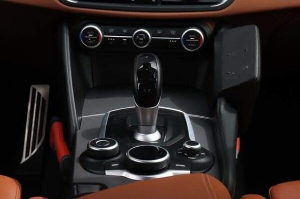 Alfa Romeo Giulia – Image 15