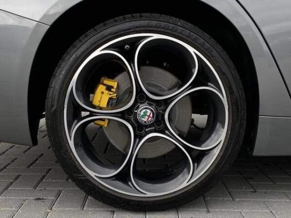Alfa Romeo Giulia – Image 14